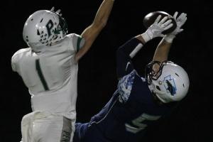 Meadowdale tops Peninsula 34-29, advances to state semis for 1st time