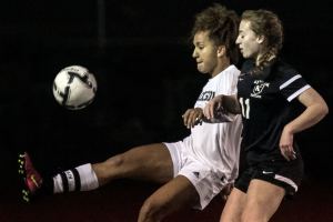 Jackson tops Kamiak 2-1 for 3rd straight district soccer title