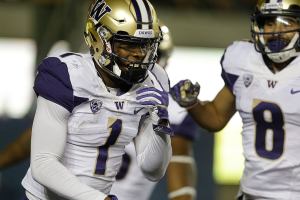 No. 4 Huskies rout California, 66-27