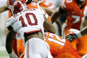 Alabama star linebacker seriously considered coming to UW
