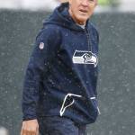Seattle Seahawks head coach Pete Carroll watches his team warm up before Sunday&rsquo;s game against the Green Bay Packers. (AP Photo/Mike Roemer)