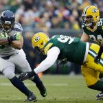Seattle running back Thomas Rawls (left) gained 67 yards on 12 carries in Sunday&rsquo;s game. (AP Photo/Jeffrey Phelps)