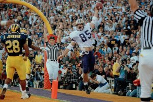 Local legend remembers UW’s 1992 Rose Bowl win over Michigan