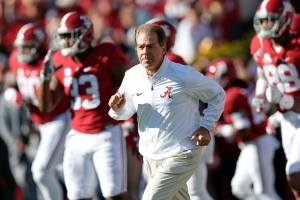 Huskies are heavy underdogs, but pressure is on Alabama