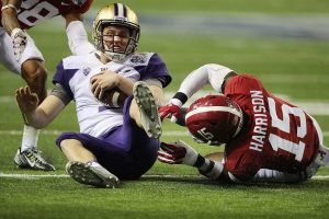 No. 4 Washington falls to top-ranked Alabama 24-7 in Peach Bowl