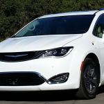 Chrysler’s 2017 Pacifica Hybrid minivan tests at 84 mpg
