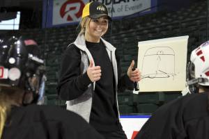 Snohomish native Bender inspires local women’s hockey players