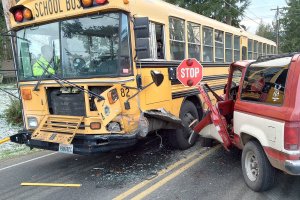 Truck driver flees after hitting school bus near Marysville