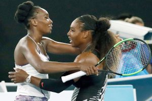Serena wins Australian Open, stands alone atop modern tennis