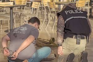 Alderwood mall stabbing sends man to hospital; suspect in custody