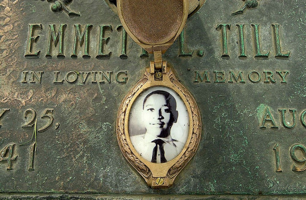 In this May 4, 2005 photo, Emmett Till&rsquo;s photo is seen on his grave marker in Alsip, Illinois. (Robert A. Davis/Chicago Sun-Times via AP)