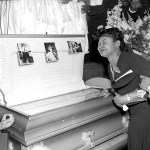 In this Sept. 6, 1955 photo, Mamie Till Mobley weeps at her son&rsquo;s funeral in Chicago. (AP Photo/Chicago Sun-Times) /Chicago Sun-Times via AP)