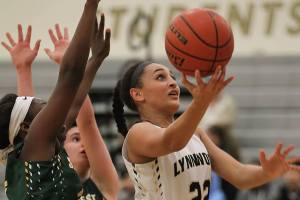 Lynnwood girls top Shorecrest 48-32 for 8th straight victory