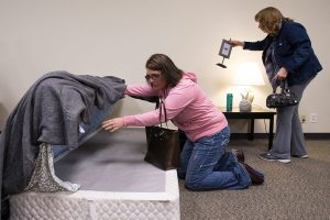 Parents learn to find kids’ drugs and spot signs of use