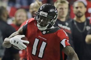 Falcons overwhelm Packers, punch NFL title game ticket