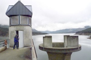 Utility district says Culmback Dam and spillway are safe