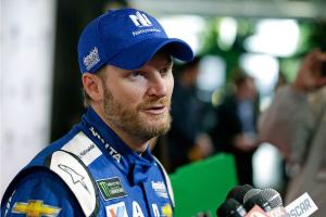 Earnhardt might retire if he wins NASCAR championship