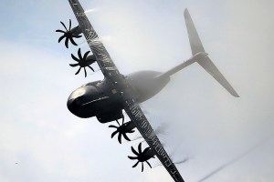 Airbus profit dives on problems with A400M military plane