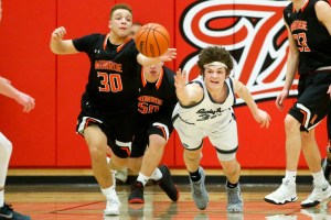 Grizzlies win district crown, punch their ticket to state