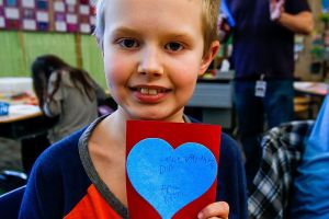 From the heart: Kids make valentines for veterans
