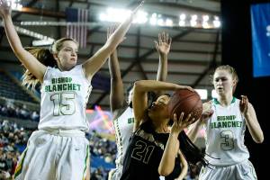 Lynnwood falls one point short against top-seeded Braves