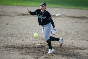 Sophomore tosses gem, Jackson tops Monroe to stay unbeaten