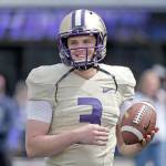 Washington quarterback Jake Browning underwent surgery on his right shoulder during the offseason, but Huskies coach Chris Petersen said Browning should be ready to take part in spring practice. (AP Photo/Elaine Thompson)
