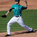 Mariners starting pitcher Drew Smyly throws against the Rangers during a spring training game on March 6, 2017, in Peoria, Ariz. (AP Photo/Matt York)