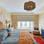 Designer Kati Curtis says the renewed interest in wallpapers, such as the botanical Fromental paper she used in this project, is in part a backlash to the &ldquo;sterile grays-whites-neutrals&rdquo; of the &rsquo;90s and early aughts, and the more recent obsession with the layered rugs and clustered collectibles of the California bohemian aesthetic. (Photo by Eric Laignel)