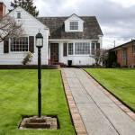 Kippi and Greg Leonard&rsquo;s 1940s home stands on Everett&rsquo;s Grand Avenue. (Kevin Clark / The Herald)