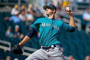 Smyly solid in debut, O’Neill’s RBI double helps M’s to win