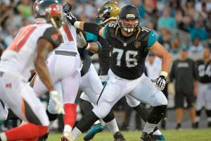 Seahawks add O-lineman Joeckel as free-agent frenzy begins