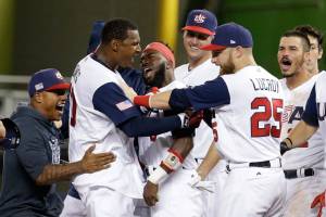 United States rallies past Colombia 3-2 in 10 innings in WBC