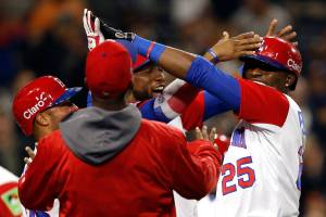 Cruz, Polanco homer, Dominican Republic tops Venezuela in WBC