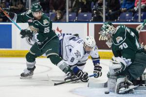 Silvertips blank Royals 2-0 to grab a 2-1 series lead