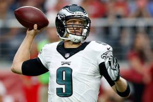 Foles returning to the Eagles as backup quarterback