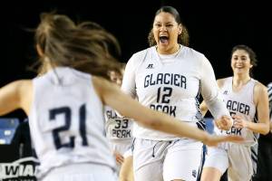 Glacier Peak girls rally past Sunnyside, advance to semifinals