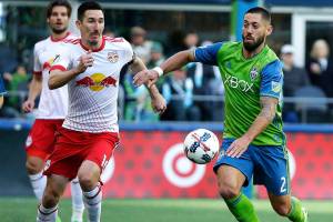 Sounders beat Red Bulls 3-1 in their 2017 home opener