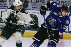 Royals beat Silvertips 4-3 to even playoff series at 1-1