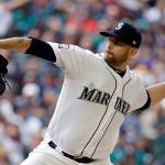 Paxton dominant in Mariners’ win over Astros in home opener