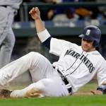 Seattle&rsquo;s Mike Zunino scores a run during Monday&rsquo;s game in Seattle. (AP Photo/Elaine Thompson)
