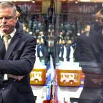 Silvertips head coach Kevin Constantine in the closing seconds of Game 2 of a playoff series against the Thunderbirds on April 8, 2017, at Xfinity Arena in Everett. (Kevin Clark / The Herald)