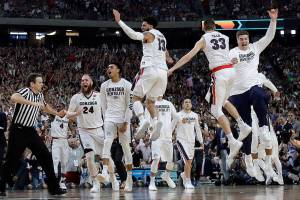 Gonzaga tops S. Carolina 77-73, will play for national title
