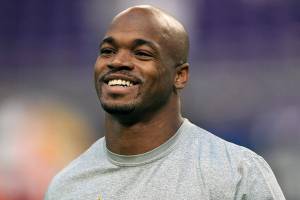 Adrian Peterson agrees to 2-year contract with the Saints