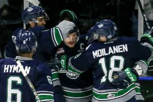 Silvertips fall to T-birds 4-3, trail 2-0 in best-of-7 series