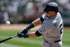 M’s notebook: Vogelbach optioned to Triple-A in roster shuffle