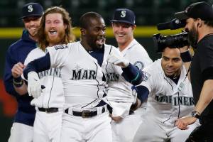 Heredia’s walk-off single lifts Mariners over White Sox 5-4