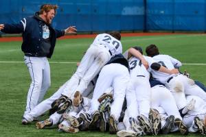 Glacier Peak headed to state after walk-off win over Jackson