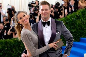 Tom Brady’s wife says he played through a concussion