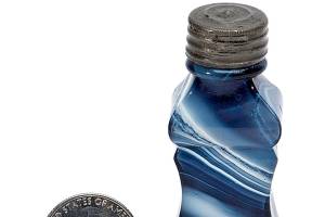 Smelling salt holders were all the rage in the 18th century